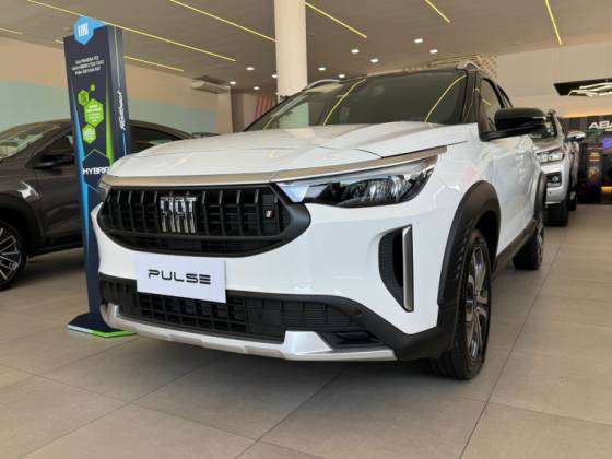 FIAT PULSE 1.0 TURBO 200 HYBRID IMPETUS CVT FIAT PULSE 1.0 TURBO 200 HYBRID IMPETUS CVT